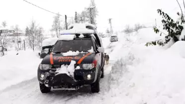 Köyde Mahsur Kalan Hastalar Kurtarıldı