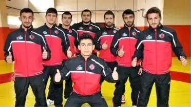 Serbest Güreş Milli Takımı Dünya Kupası'na Hazırlanıyor