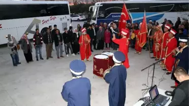 Asker Adaylarına Mehterli Uğurlama