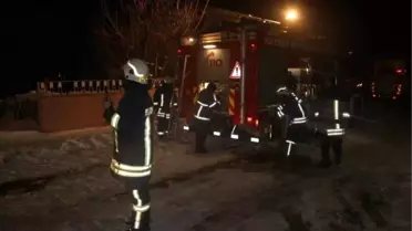 Erkek Öğrenci Yurdunda Korkutan Yangın