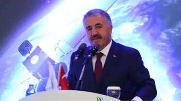 Bakan Arslan: 'Kabine Değişikliği Söz Konusu Değil'
