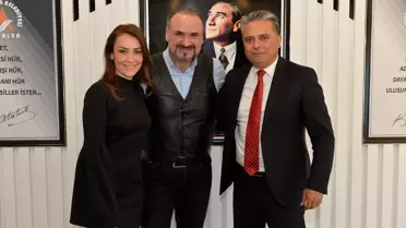 Opera Sanatçısı Aysev'den Başkan Uysal'a Ziyaret