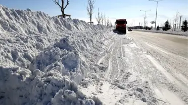 Soğuk ve Tipi Doğu'yu Vurdu