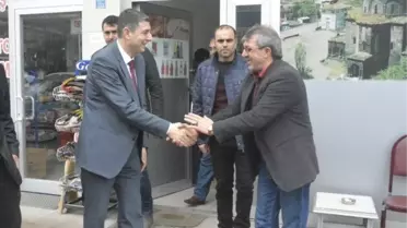 Kaymakam Öztürk, Stk'ları Geziyor