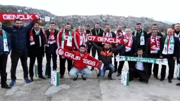 Antalyaspor ve Konyaspor Taraftarlarından Dostluk Buluşması