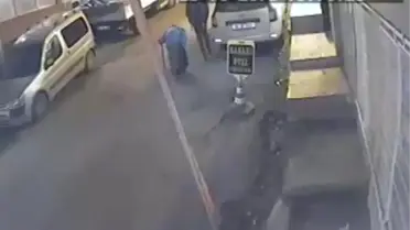 Kapkaççının Yerde Sürüklediği Yaşlı Kadının Kolu 3.5 Aydır Alçıda