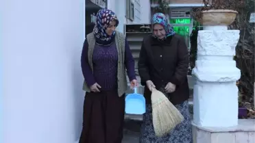 Tarikat Kurucusunu Rüyalarında Gören Gelin Görümce Türbedarlığa Başladı