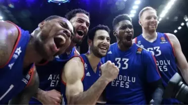 Efes Rövanşı Aldı! Müthiş Geri Dönüş