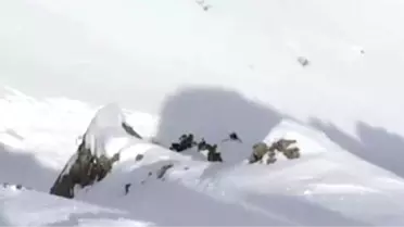 Dağcının Çığ Altında Kaldığı Anları Arkadaşı Görüntüledi