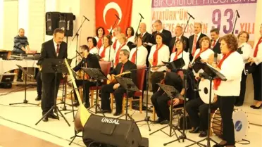 Söke'de Emeklilerden Atatürk'ün Anısına Thm Konseri