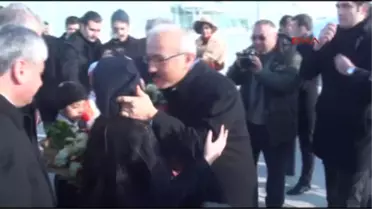 Kars Bakanlar Arslan ve Elvan, Kars'ta Stk Temsilcileriyle Buluştu