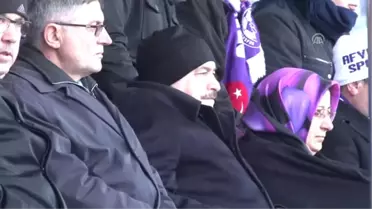 Orman ve Su Işleri Bakanı Eroğlu, Futbol Maçını Izledi - Afyonkarahisar