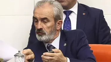 MHP'li Açba, TBMM Divan Üyeliğinden İstifa Etti