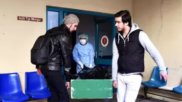 Eşini ve Çocuklarını Öldürüp İntihar Eden Babanın Cenazesi Alındı