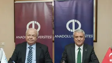 Bilim Kültür ve Sanat Merkezi'nin Anadolu Üniversitesine Tahsisi İçin İmzalar Atıldı