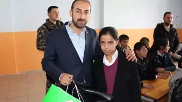 Mamak Belediyesinden Çukurcalı Öğrencilere Destek