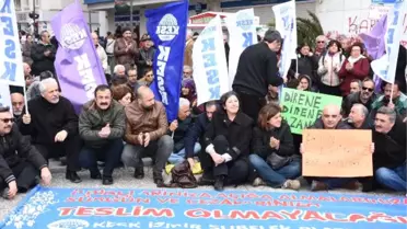 Kesk, İhraçları Oturma Eylemiyle Protesto Etti