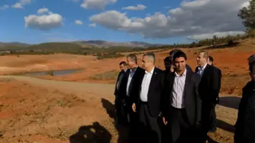 AK Parti'li Savaş Karacasu'da İncelemelerde Bulundu