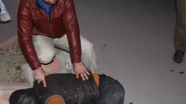 Hırsızı Kovaladı, Yakaladı, Polise Teslim Etti