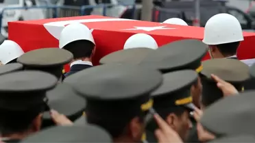 Trafik Kazasında Ölen Polis Memuru Toprağa Verildi
