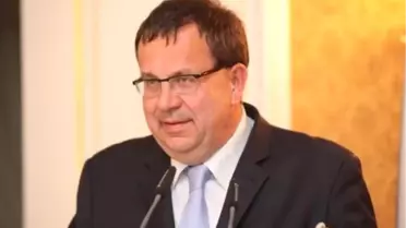 Çekya'da Sanayi ve Ticaret Bakanı Görevden Alındı