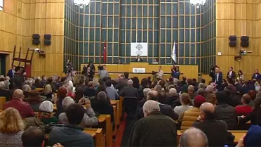 Ihraç Edilen Akademisyenler Hdp Grup Toplantısında