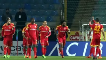 Kayserispor'da Sergen Yalçın Fırtınası Devam Ediyor!
