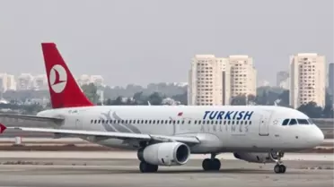 Uçak, Rahatsızlanan Yolcu İçin Berlin'e İndi