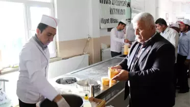 Sivas Belediyesinden Asker Ailelerine Sıcak Çorba