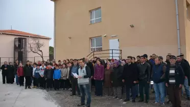 Bergama'da Velilerden Okul İsyanı