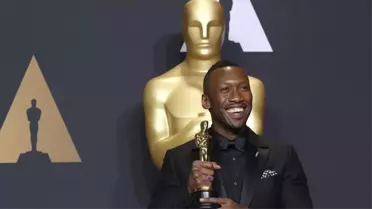 Oscar'da Bir İlk: Müslüman Oyuncu Mahershala Ali'ye Ödül