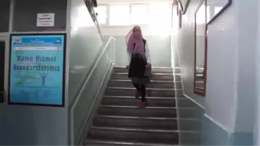 Çubuk'ta 'Askıda Kıyafet' Projesi