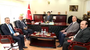 Vali Okay Memiş'ten Özel İdare'de Yatırım Değerlendirme Toplantısı