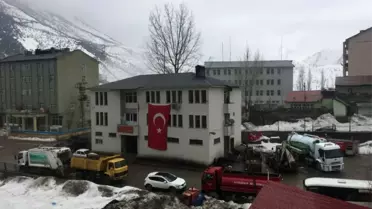 Bakan Çelik: 'Tabiri Caizse Tankın Azameti Halkın Asaleti ve Cesareti Karşısında Yerle Yeksan Oldu'