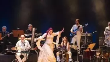 Kardeş Türküler & Candan Erçetin