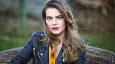 Aslı Enver: Babamannem İngiliz Ordusuna Üniforma Dikiyordu