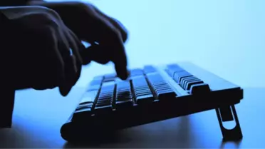 Torunlarıyla Görüşmek İçin İnternete Merak Saldı