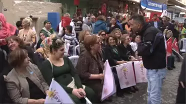 Izmir - Selvi Kılıçdaroğlu'ndan Roman Havası