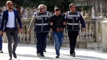 Katili Arkadaşı Çıktı
