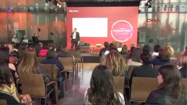 Dünya Kadınlar Gününde 'Gelecekte Kadının Rolü' Paneli