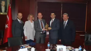 Hollanda Ticaret Ataşesi Kelderhuis'ten Gto Başkanı Hıdıroğlu'na Ziyaret