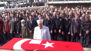 Görevi Başında Vefat Eden Komiser Arslan, Yozgat'ta Son Yolculuğuna Uğurlandı