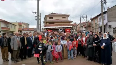 Uyuşturucuya Savaş Açan Muhtar Miting Düzenledi