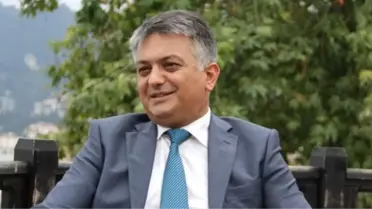 Balıkesir Valisi Yazıcı'ya Aa 2016 Yıllığı