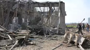 Siverek'te Dükkan İnşaatı Çöktü: 3 Yaralı