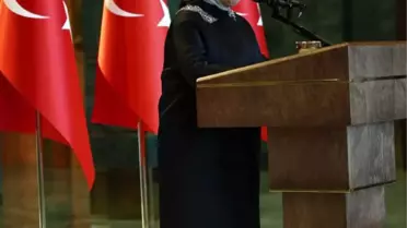 Emine Erdoğan, Türkiye'nin Tanınmış İşkadınları, Kadın Sanatçı ve Sporcularını Kabul Etti (2) -...