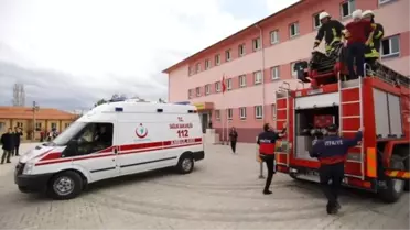 Malatya'daki Deprem ve Yangın Tatbikatı Gerçeğini Aratmadı