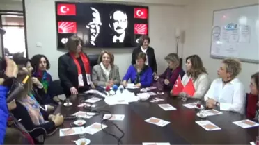 CHP'li Kadınlardan Bakan Kaya'ya Destek