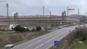 Kocaeli Hdp'li Vekiller Kandıra'da Tutukluları Ziyaret Etti