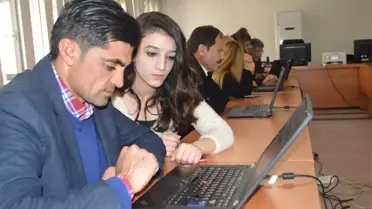 Şırnaklı Muhtarlara İnternet Kullanma Eğitimi Verildi